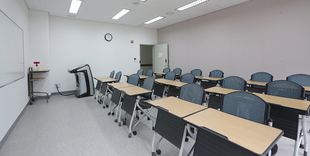 Large Lecture Room(6)